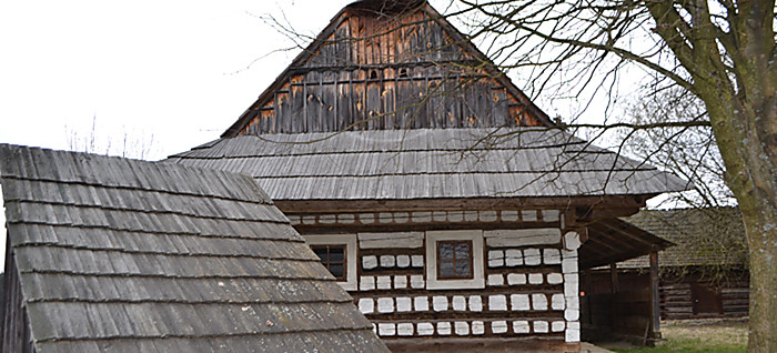 Nenápadné okienka z minulosti